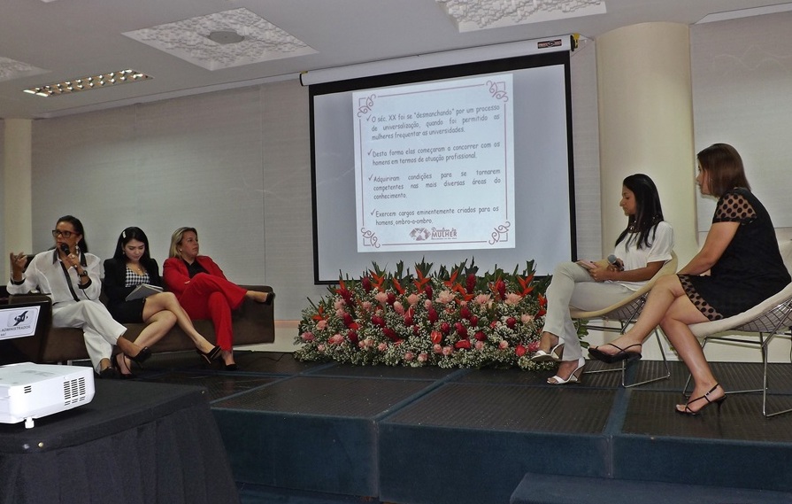 Faculdade Pitágoras participa do Jubileu de Ouro da Administração