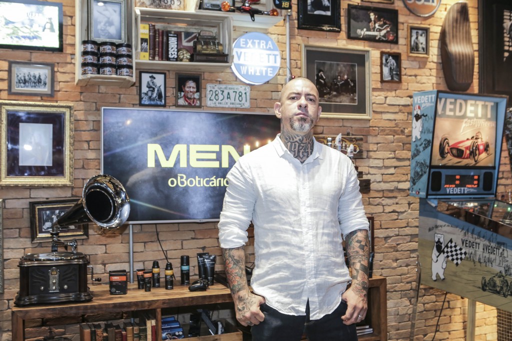 O Boticário lança linha MEN ONLY na Barbearia Corleone, em São Paulo