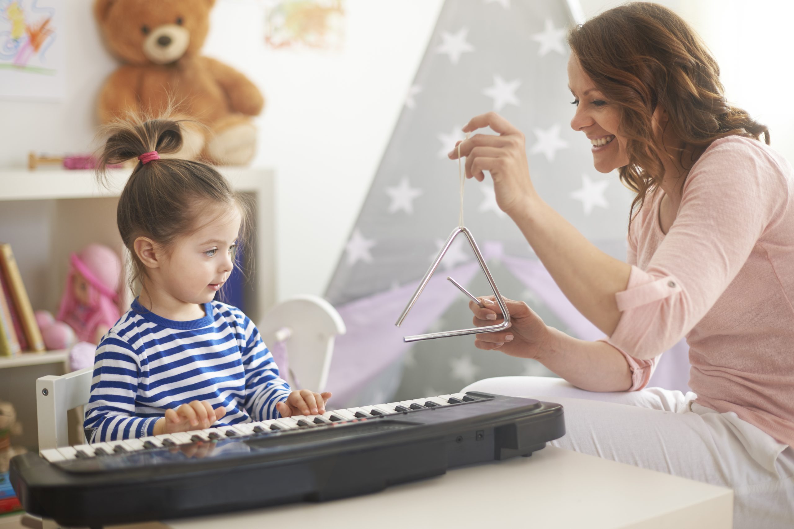 Benefícios da música no desenvolvimento infantil - Revista Due