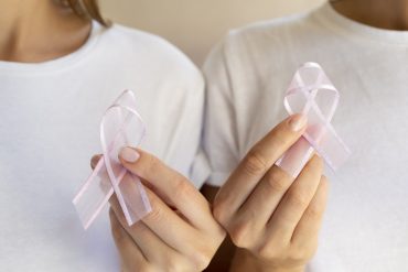 4 em cada 5 casos de câncer de mama ocorrem após os 50 anos